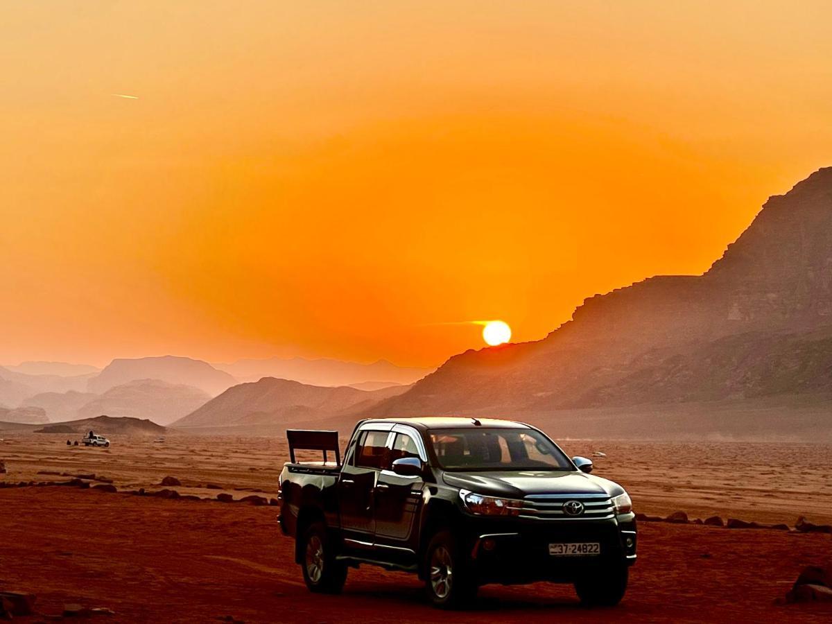 Wadi Rum Shooting Stars Camp Exterior photo