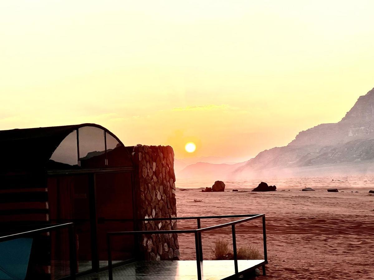 Wadi Rum Shooting Stars Camp Exterior photo