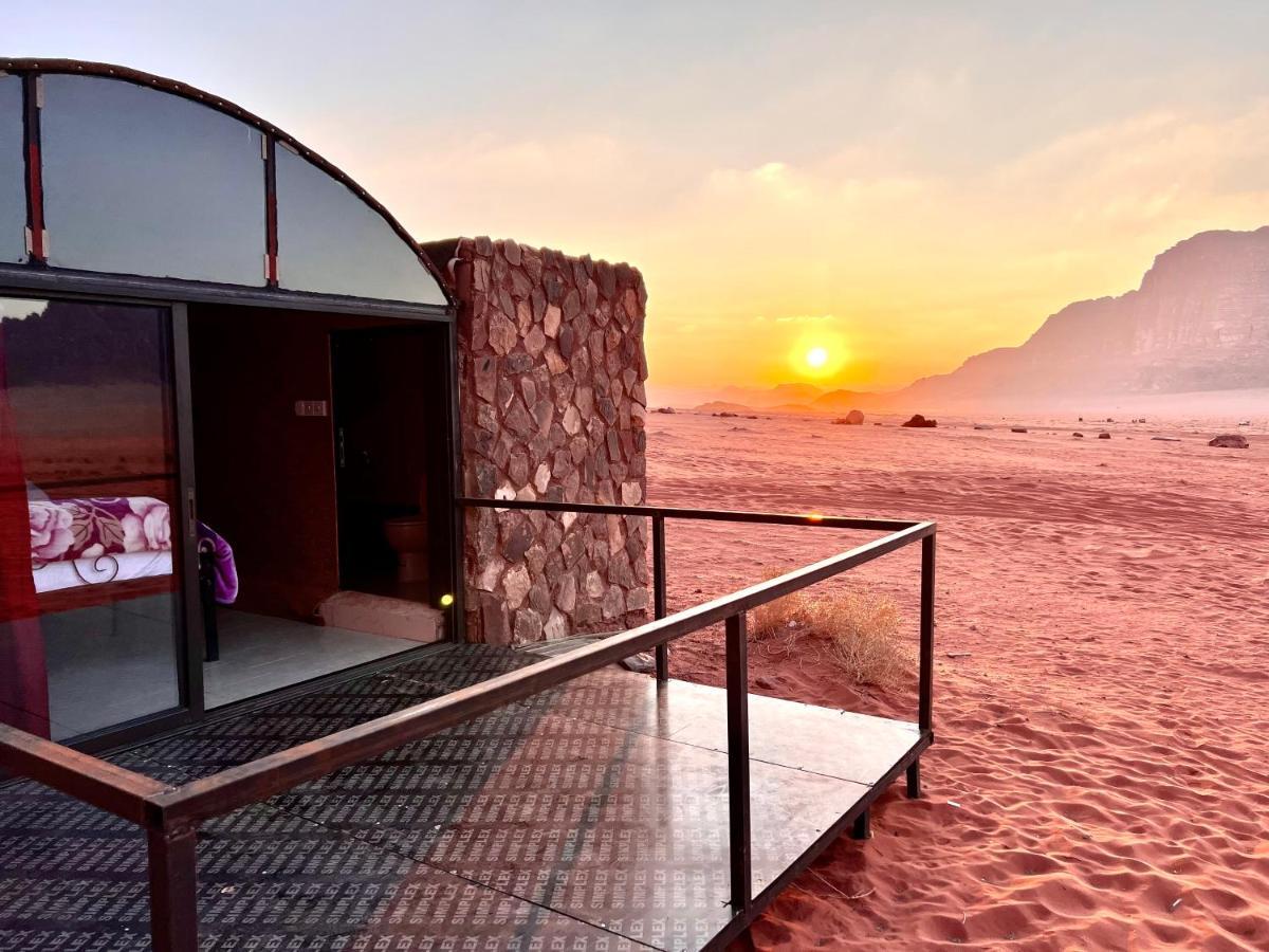 Wadi Rum Shooting Stars Camp Hotel Exterior photo