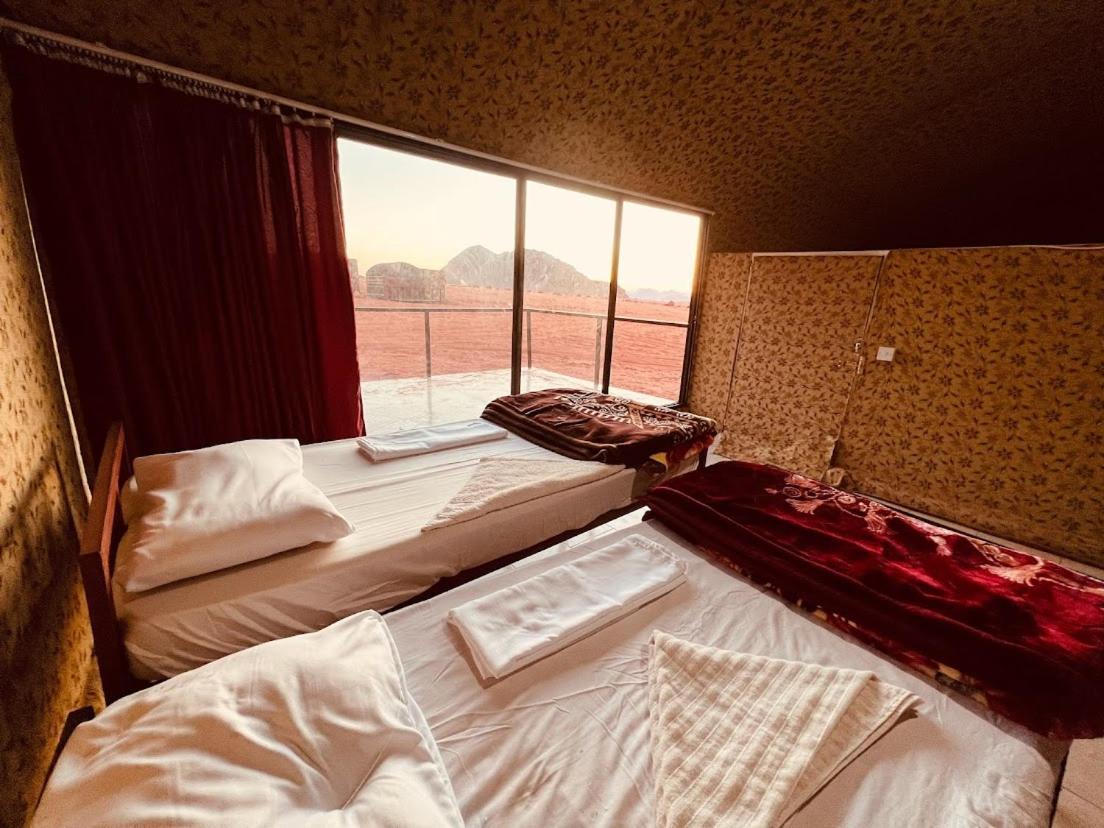 Wadi Rum Shooting Stars Camp Exterior photo