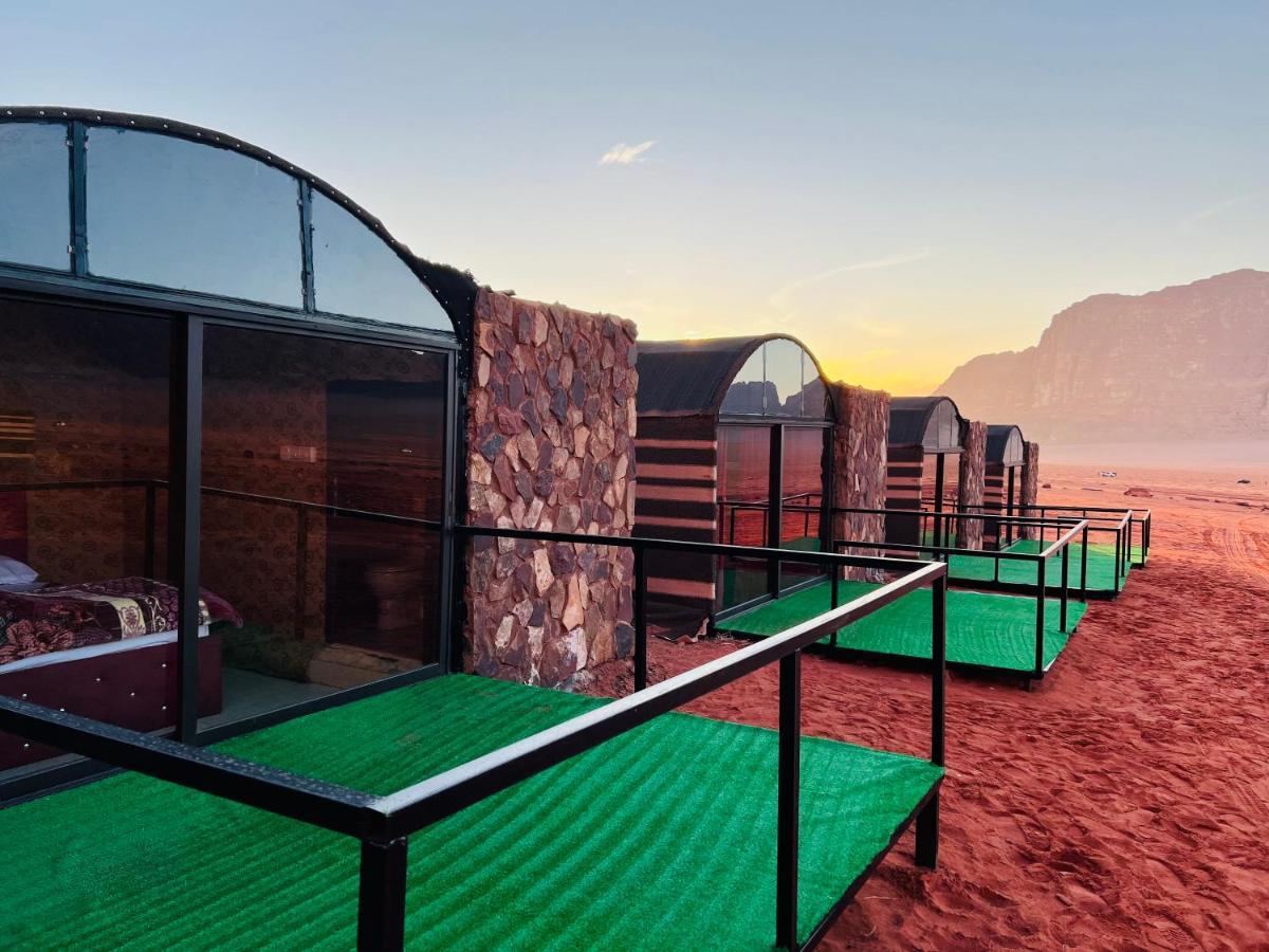 Wadi Rum Shooting Stars Camp Exterior photo