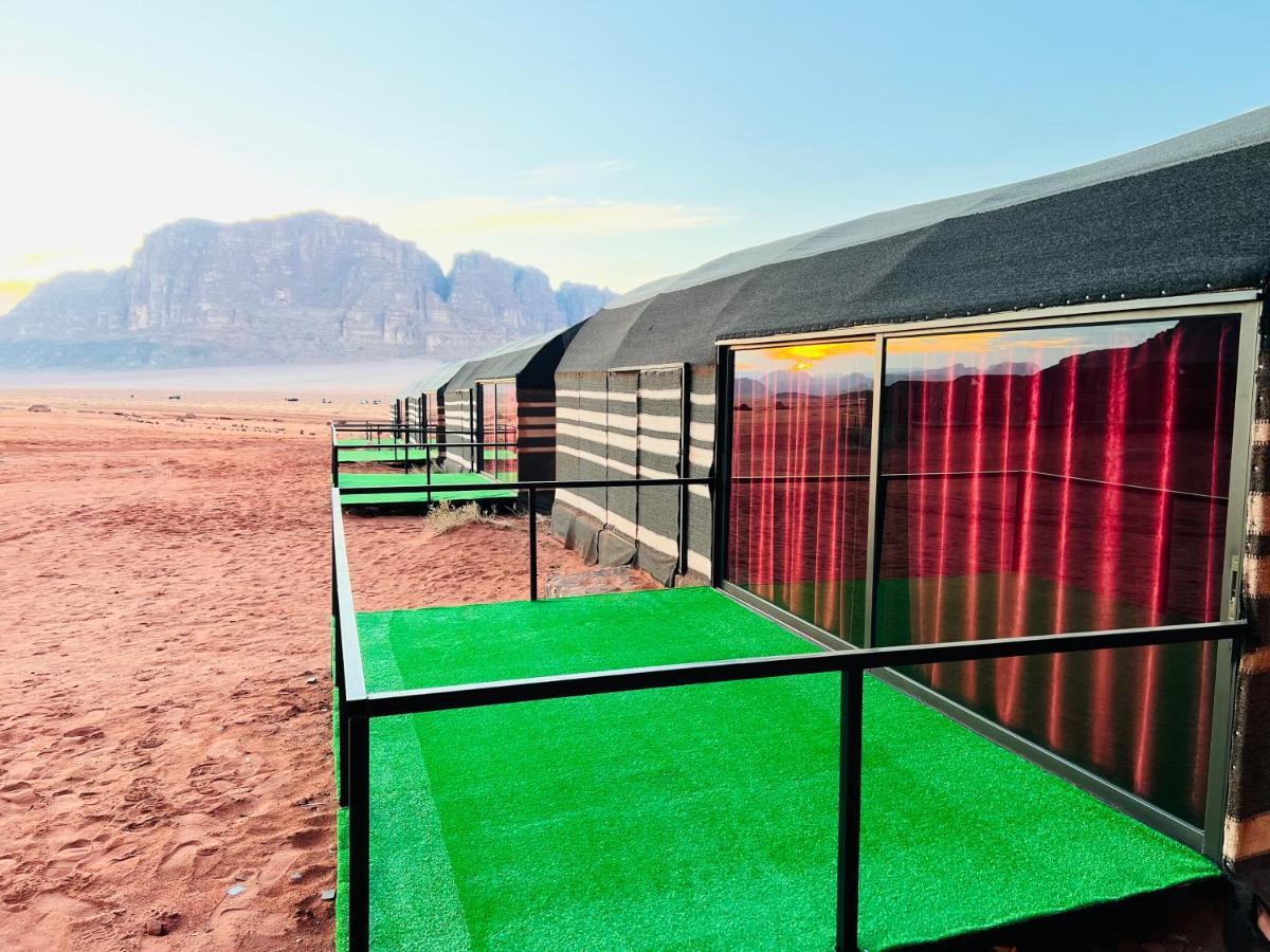 Wadi Rum Shooting Stars Camp Exterior photo