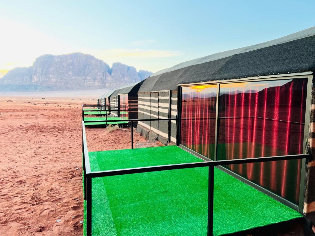 Wadi Rum Shooting Stars Camp Hotel Exterior photo