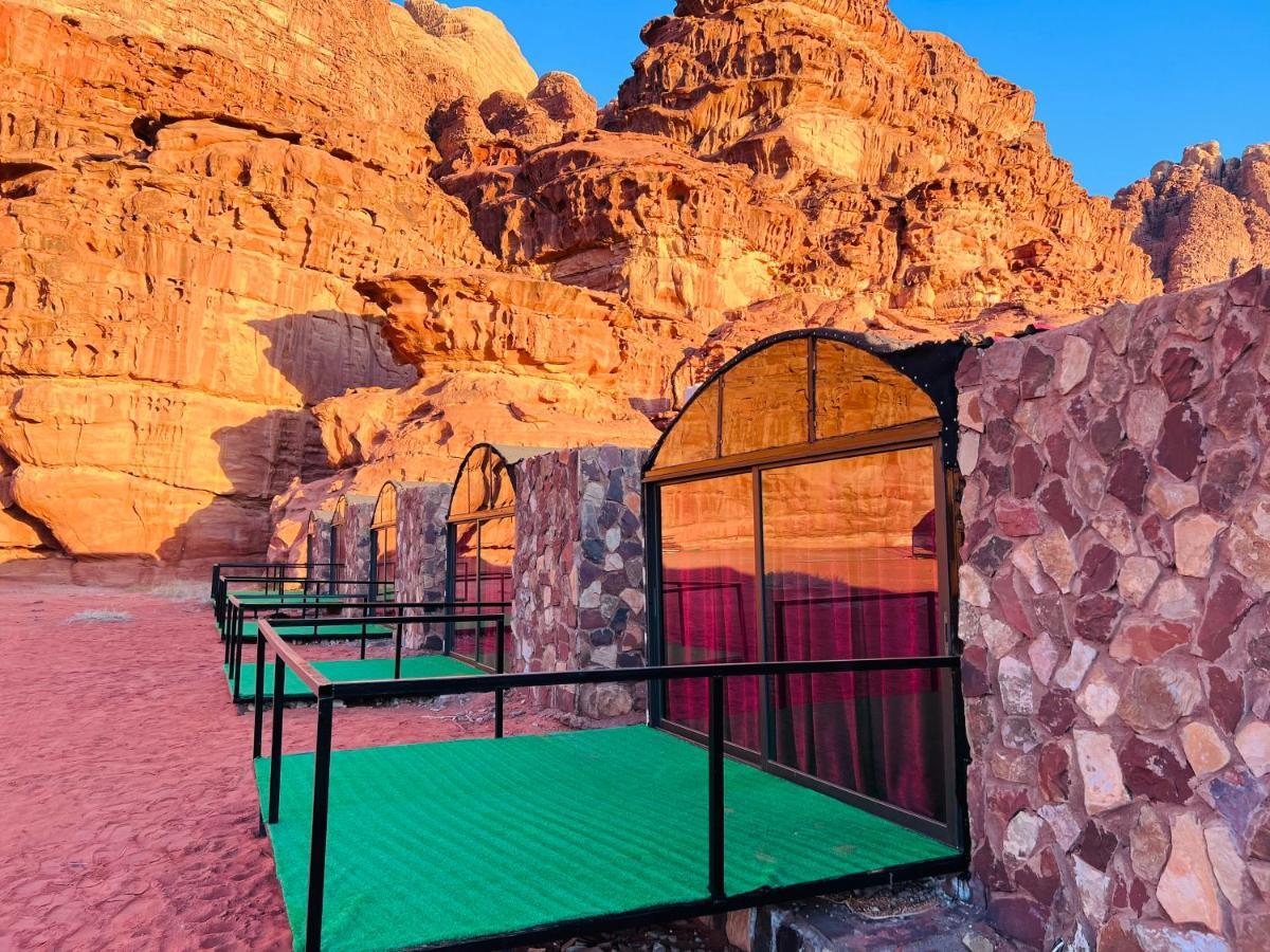 Wadi Rum Shooting Stars Camp Hotel Exterior photo