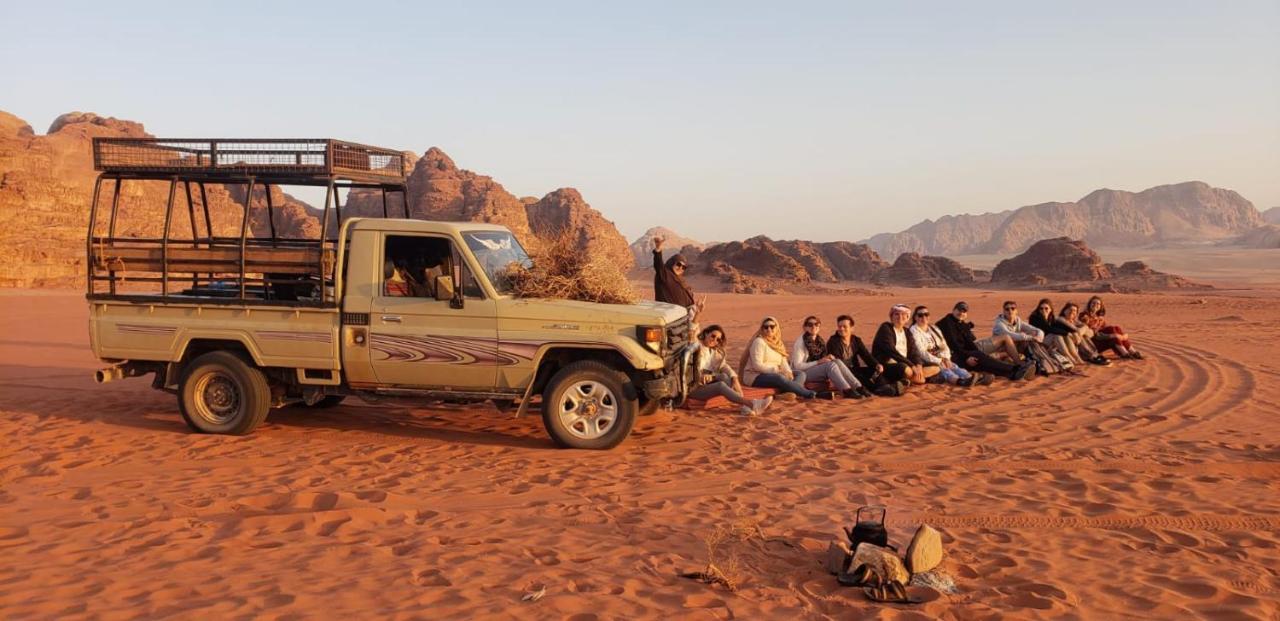 Wadi Rum Shooting Stars Camp Exterior photo