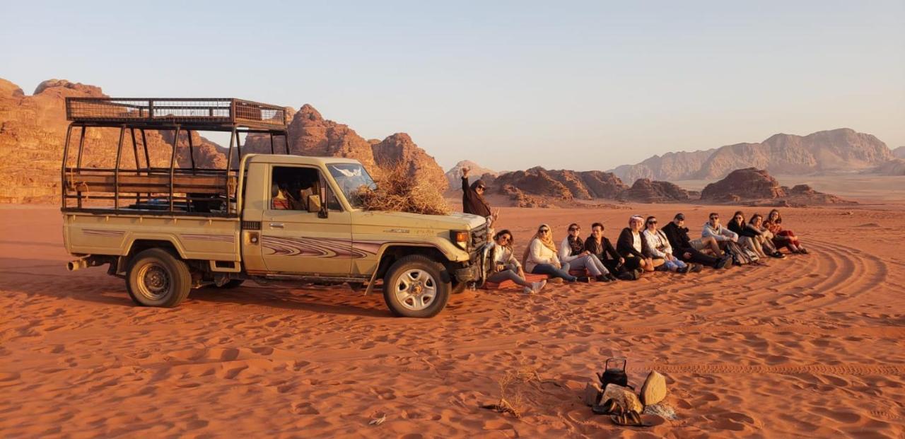 Wadi Rum Shooting Stars Camp Hotel Exterior photo