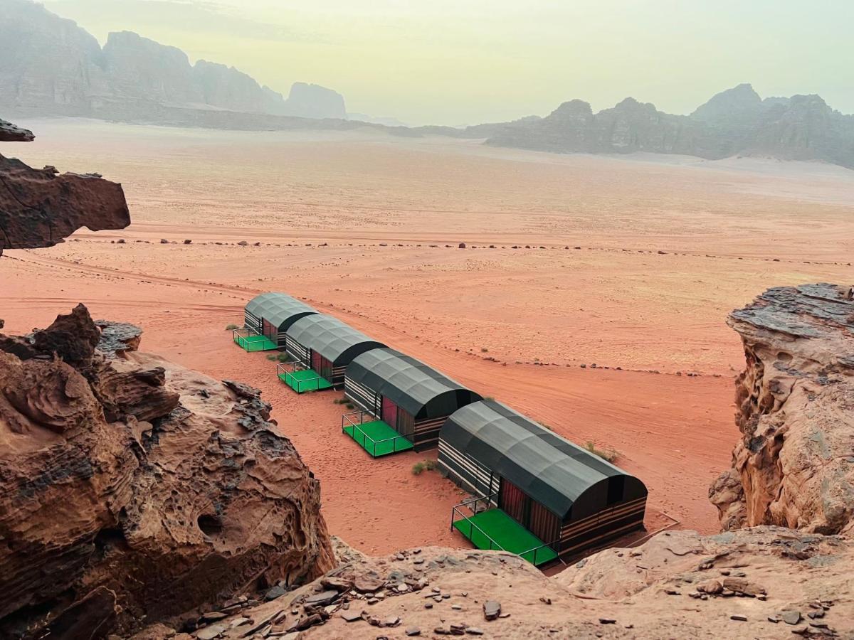Wadi Rum Shooting Stars Camp Exterior photo