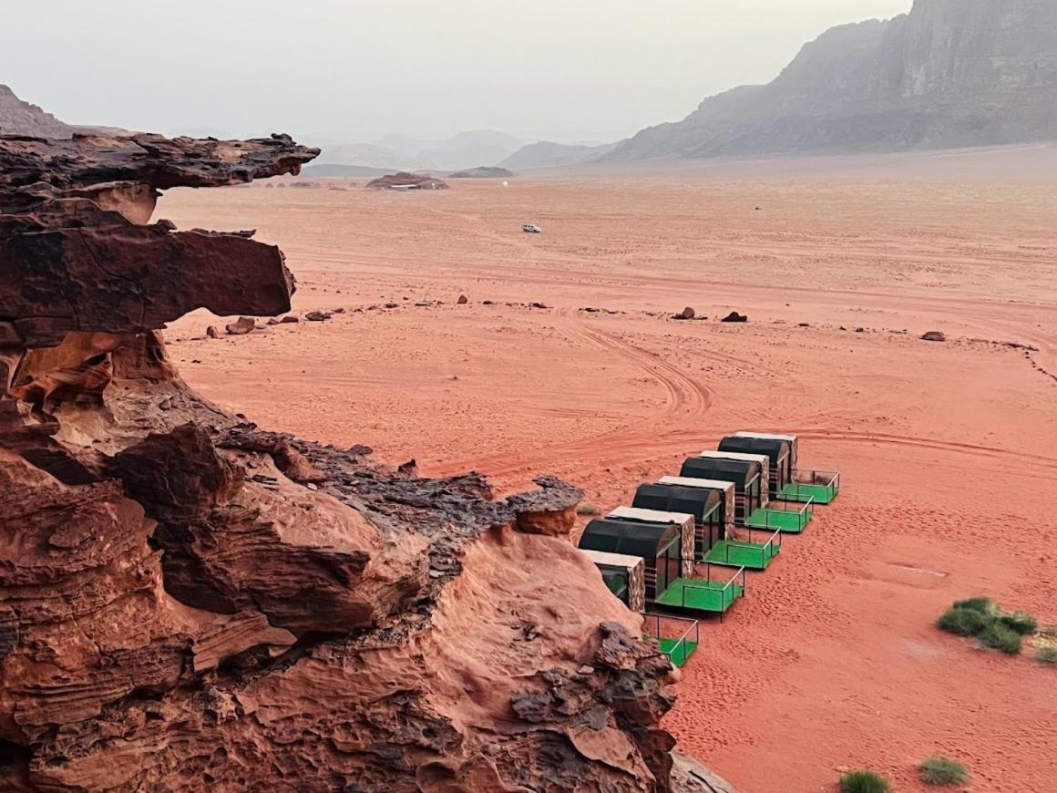 Wadi Rum Shooting Stars Camp Exterior photo