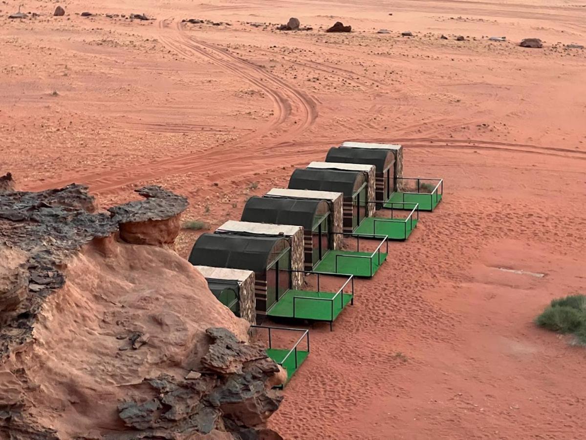 Wadi Rum Shooting Stars Camp Exterior photo