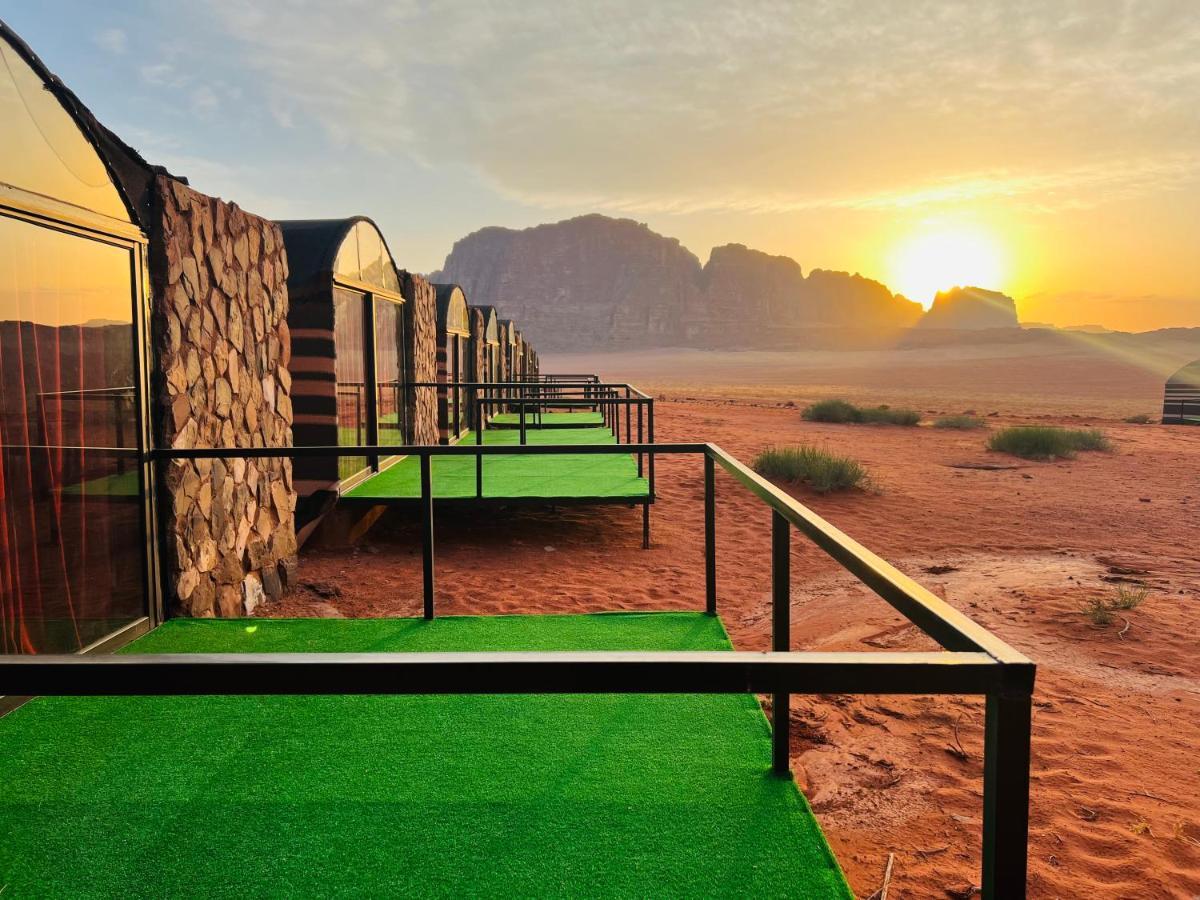 Wadi Rum Shooting Stars Camp Exterior photo