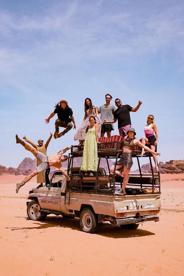 Wadi Rum Shooting Stars Camp Hotel Exterior photo