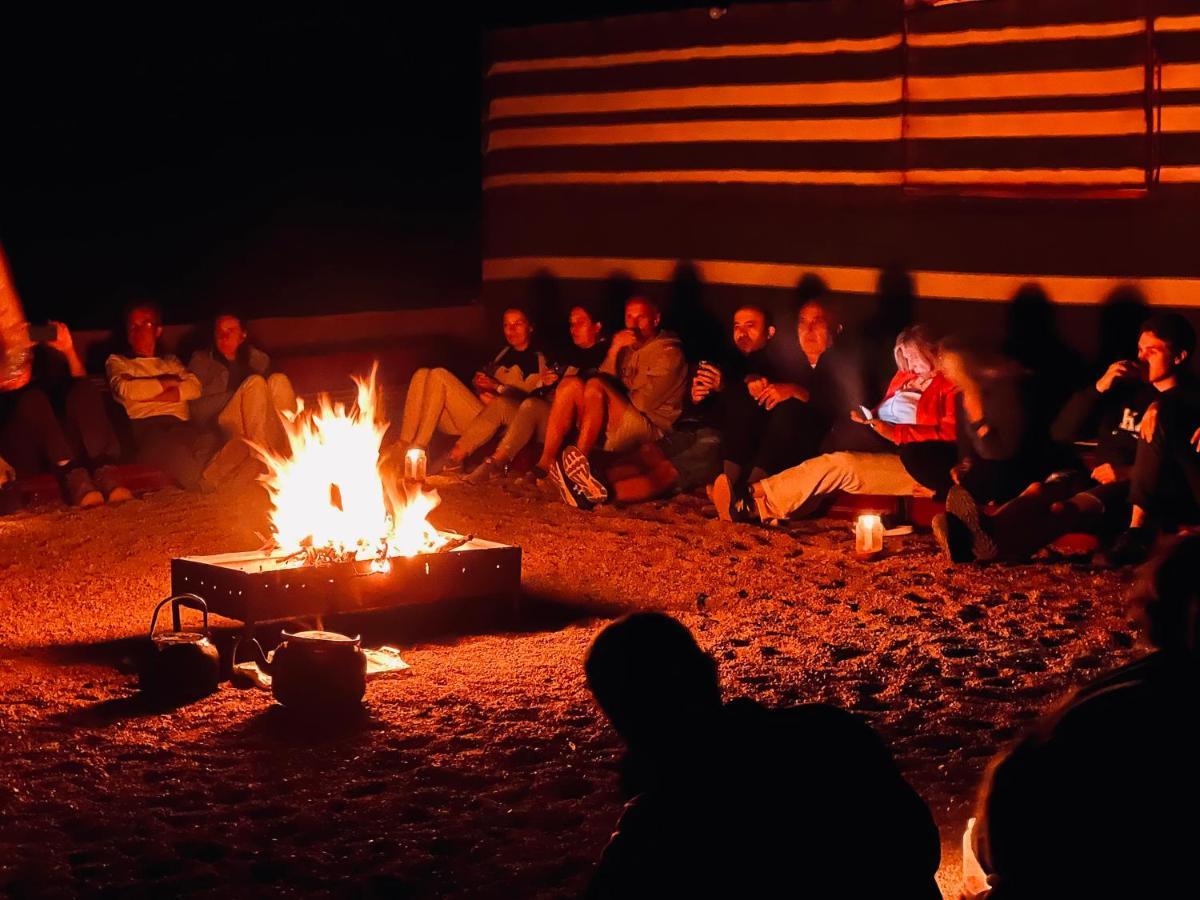 Wadi Rum Shooting Stars Camp Exterior photo
